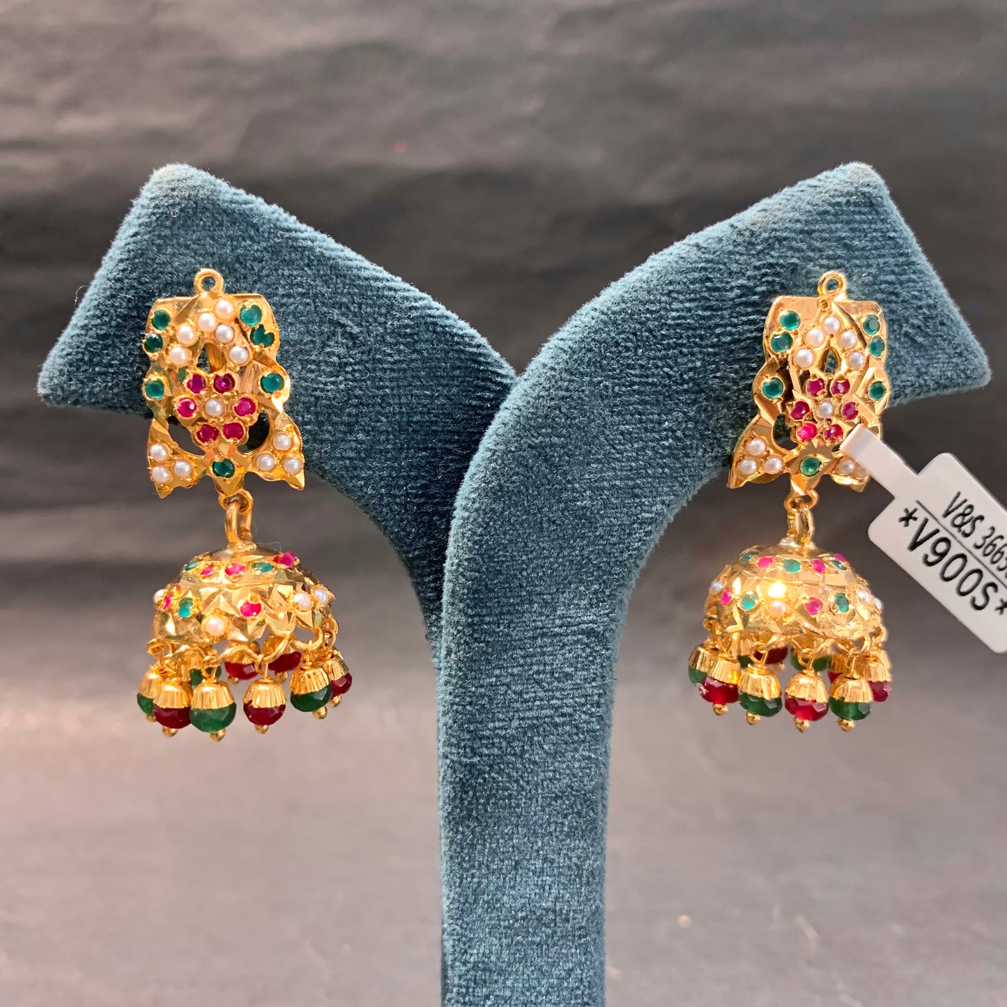 Jadau Earrings 645677