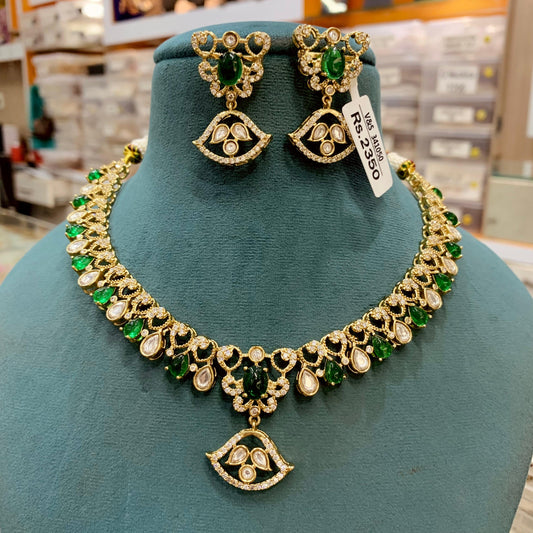 Kundan Necklace Set 5263653