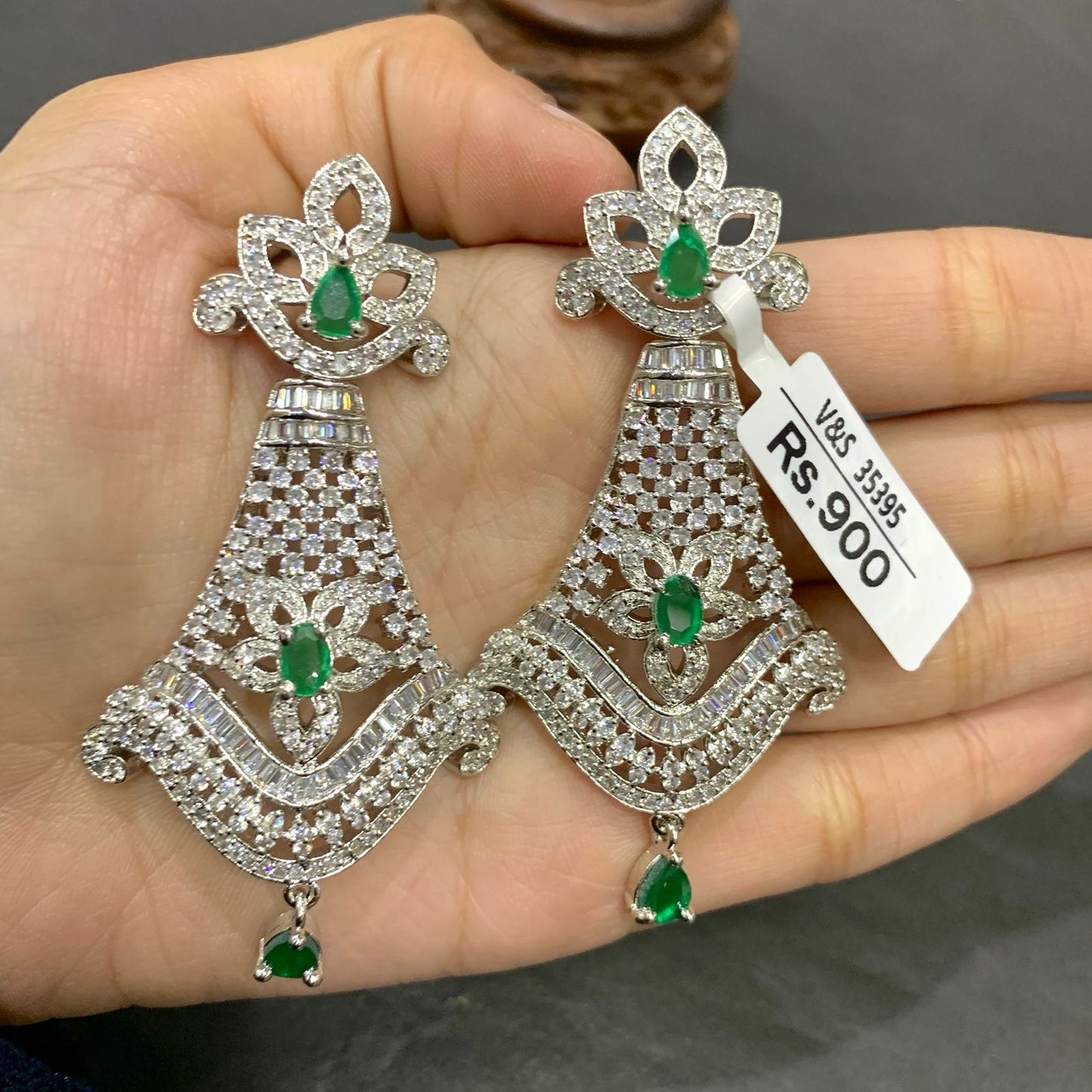 Diamond Earrings 5664665