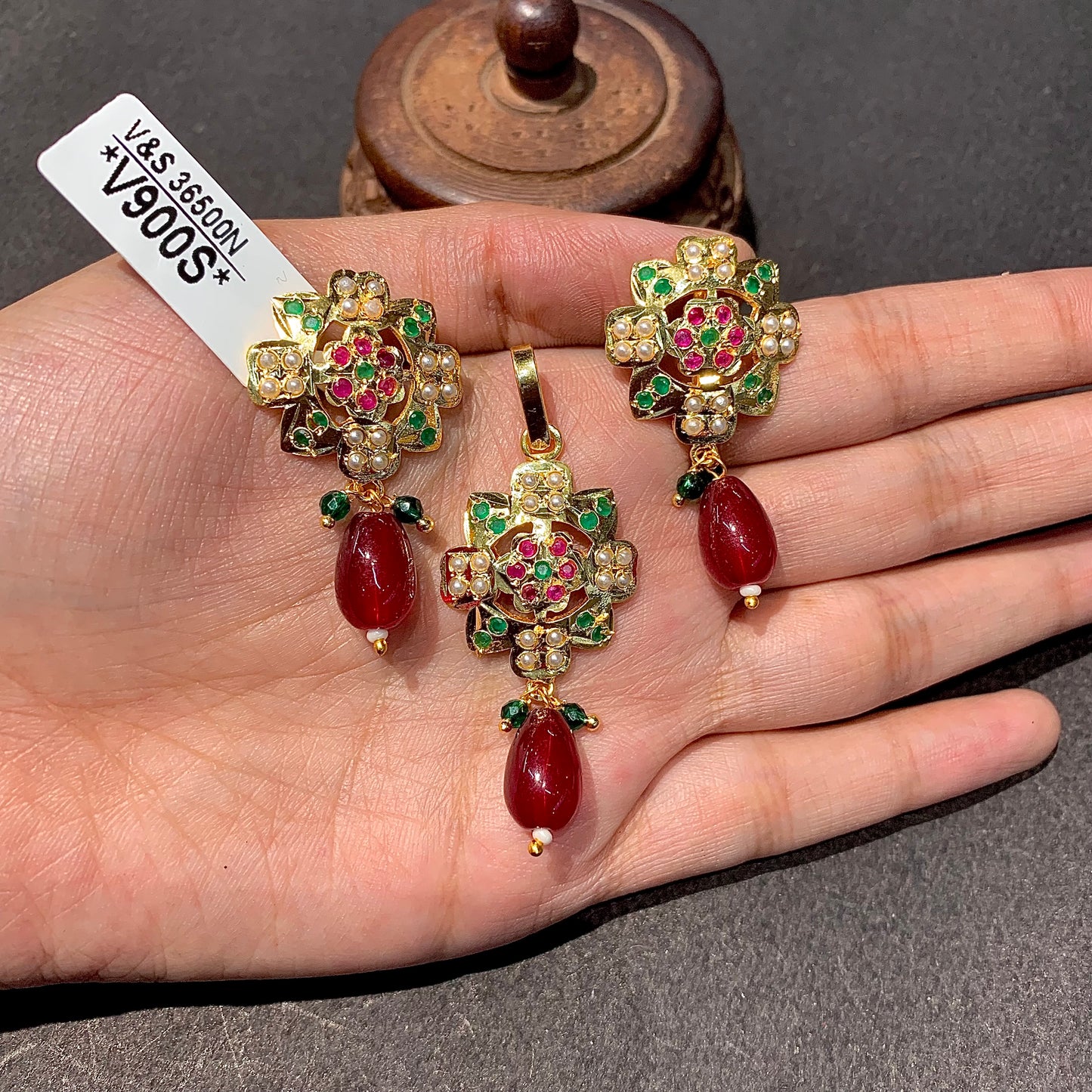 Jadau Pendant Set 456657