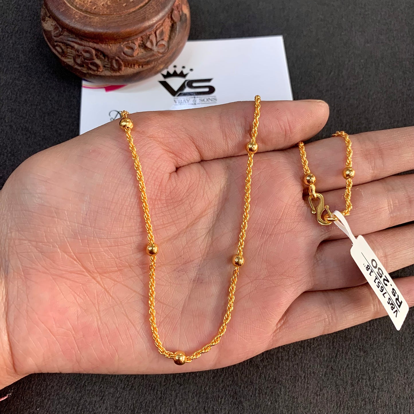 Golden Chain 456655
