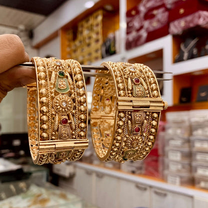 Antique Bangles 5263663