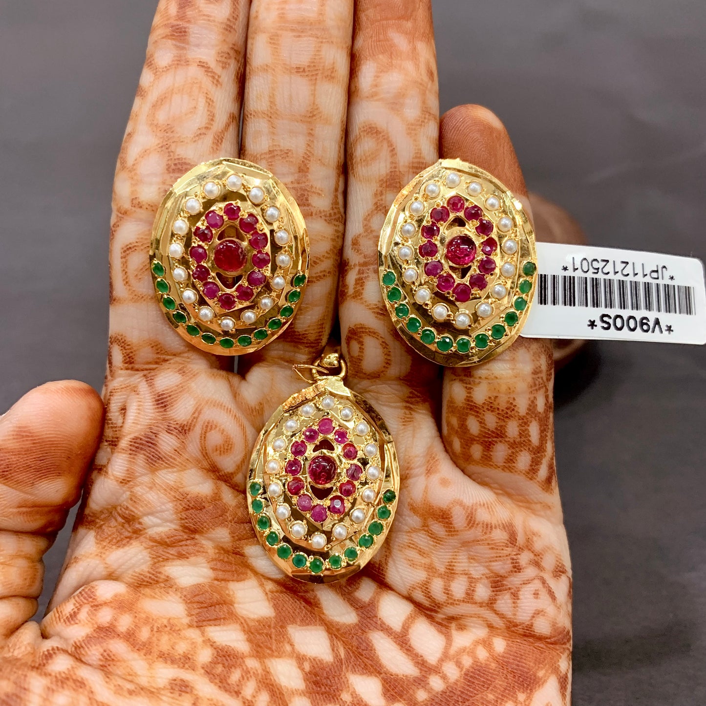 Jadau Pendant Set 3554