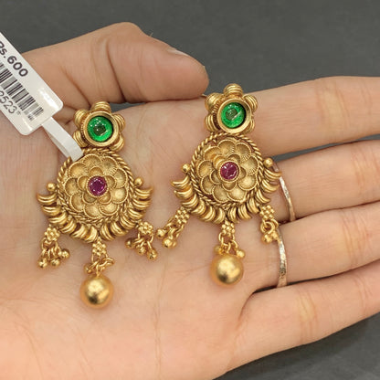 Antique earrings 4566