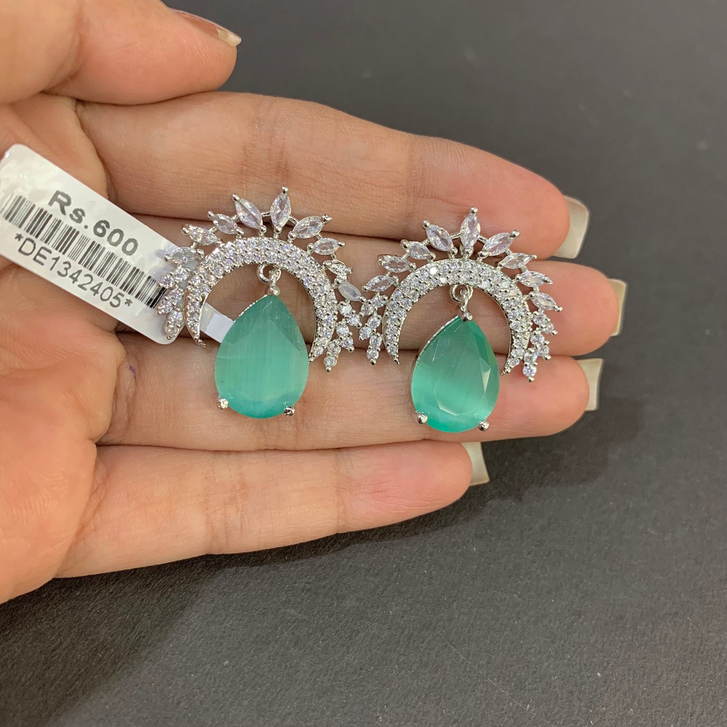 Zircon Earring 4665766