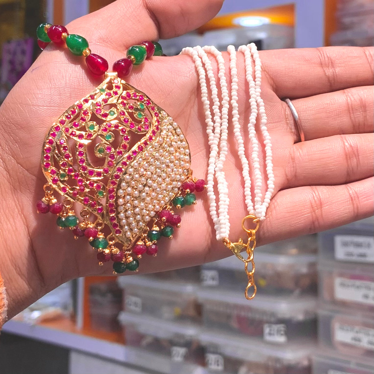 Jadau Pendant Set 4546766