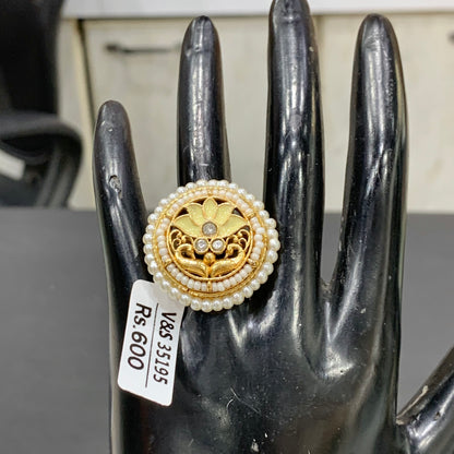 Kundan Ring 423454