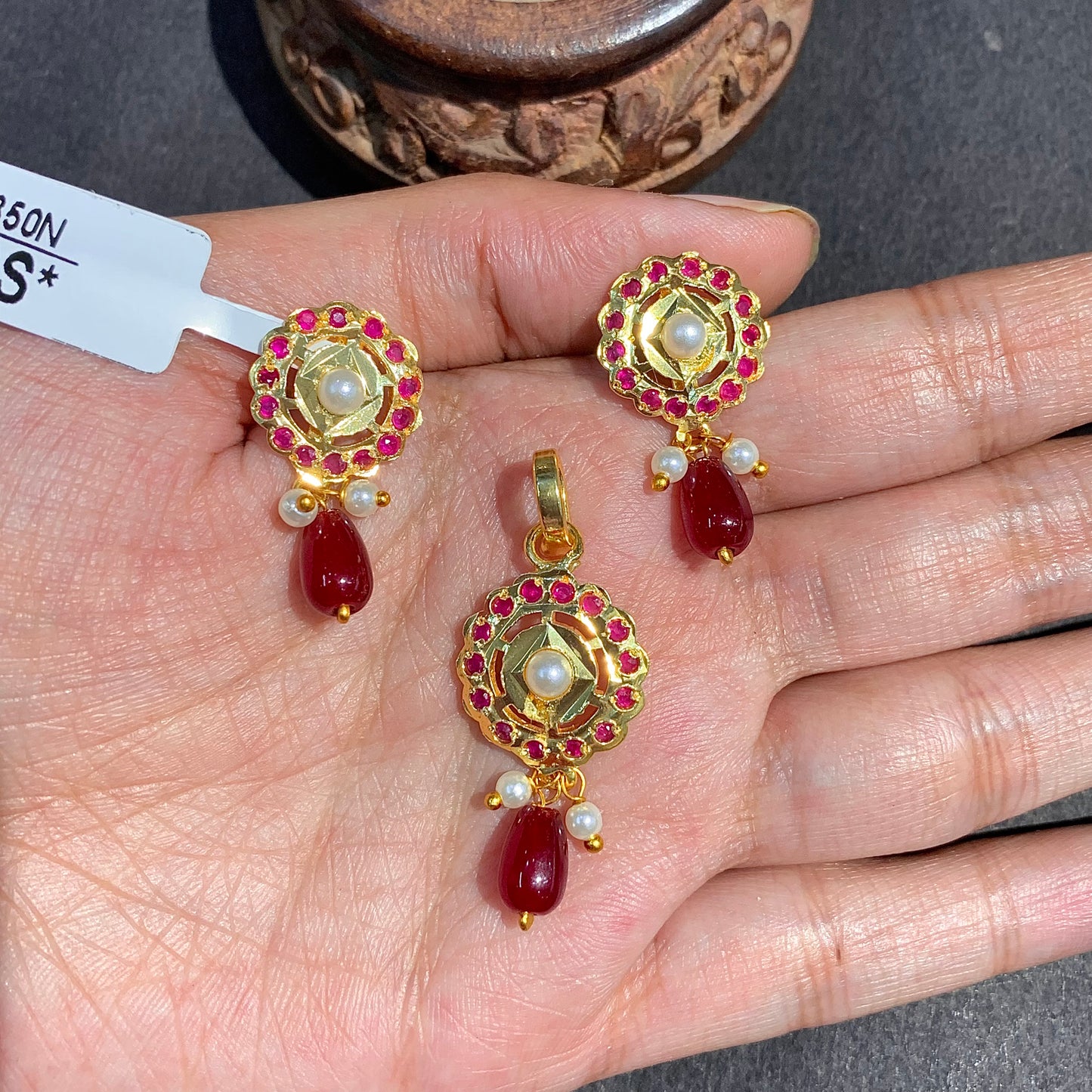 Jadau Pendant Set 45567655