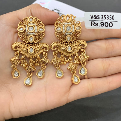 Antique earrings 655444