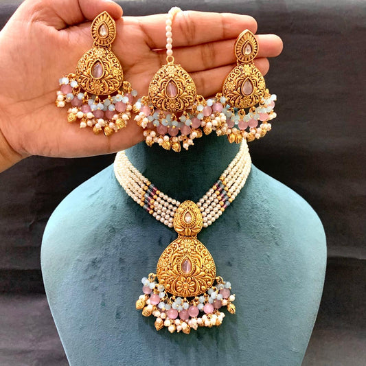 Antique Necklace Set 6246263