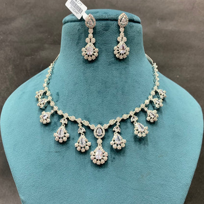 Diamond necklace set 476456