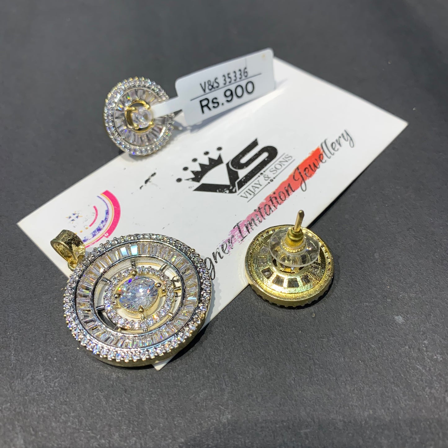 Zircon Pendant set 44245