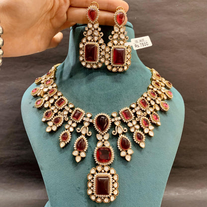 Kundan Necklace Set 637365