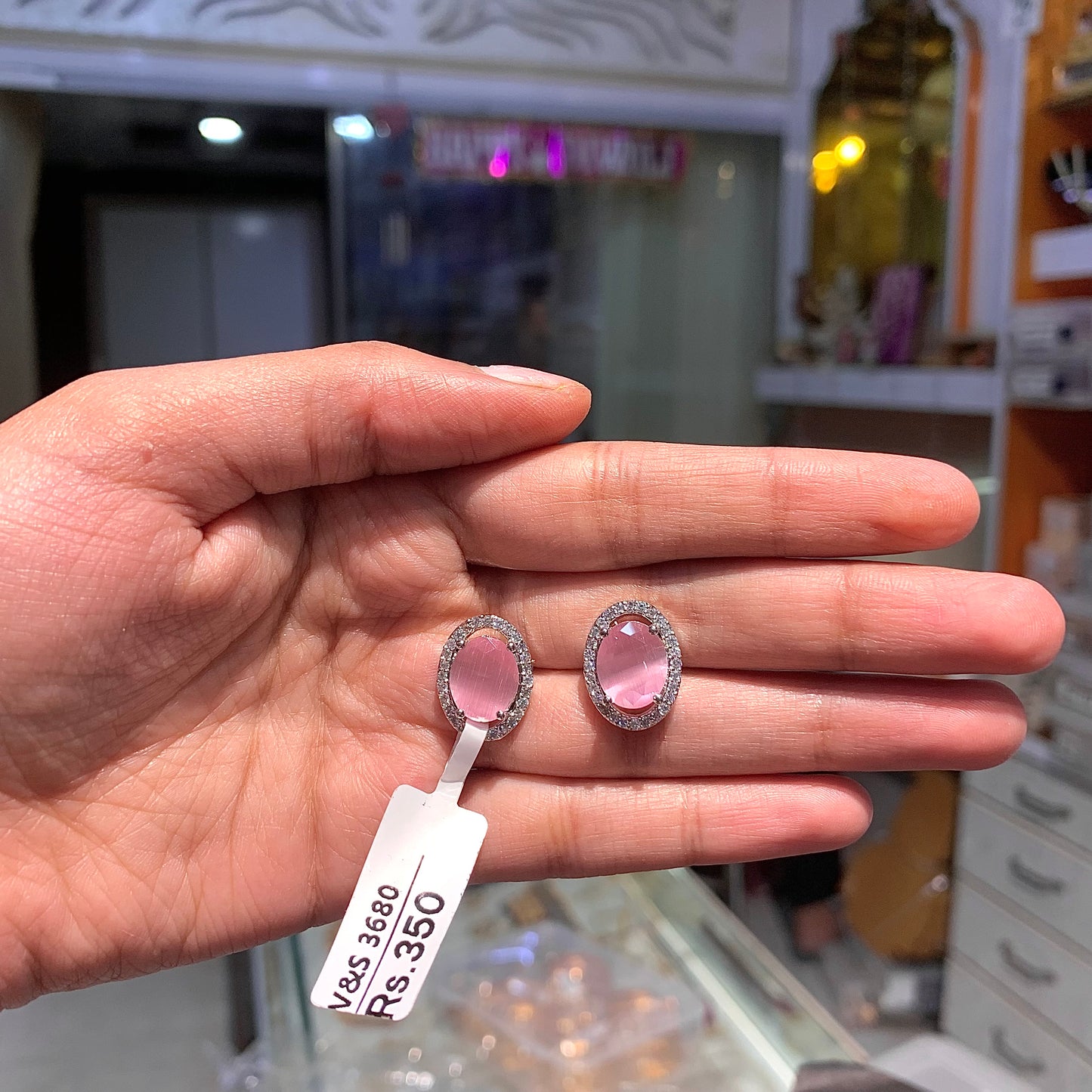 Zircon studs 7020779