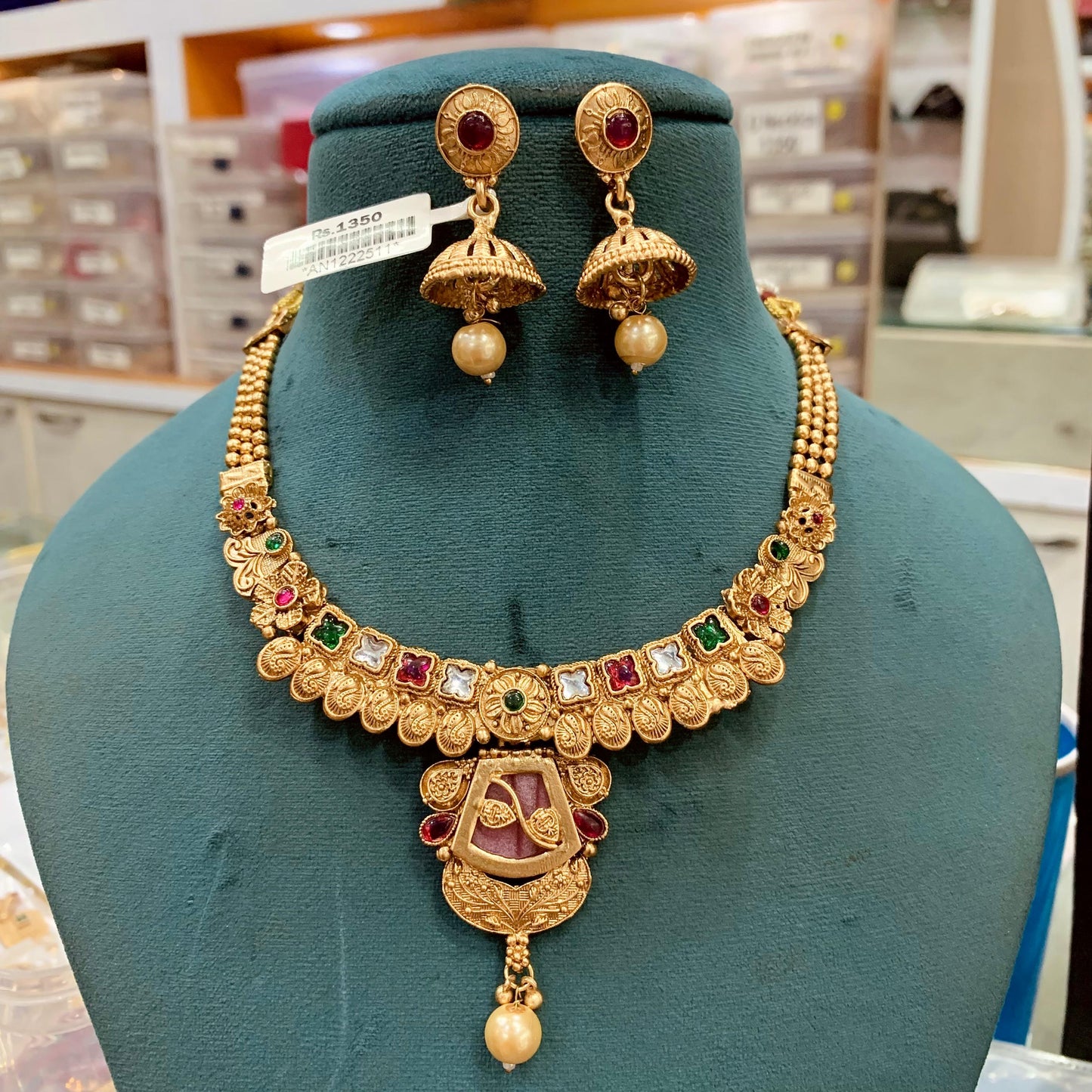 Antique Necklace Set 93831