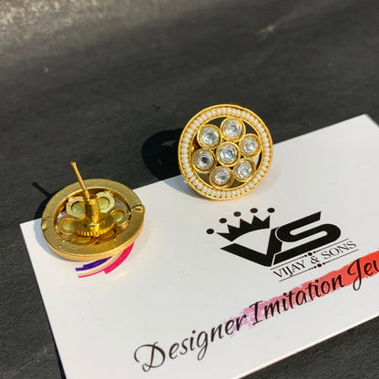 Antique studs 83377