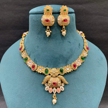 Antique Necklace Sets 82460 - Vijay & Sons