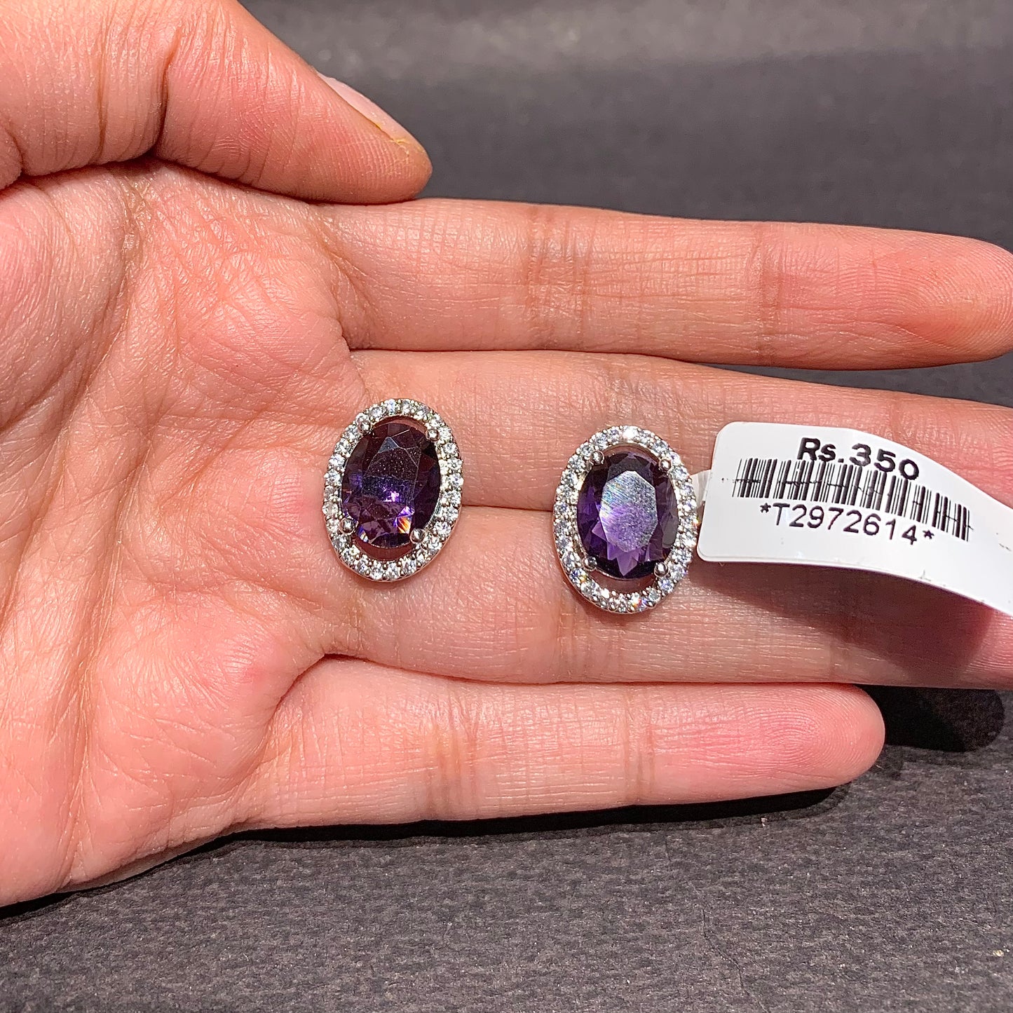 Zircon studs 7020779