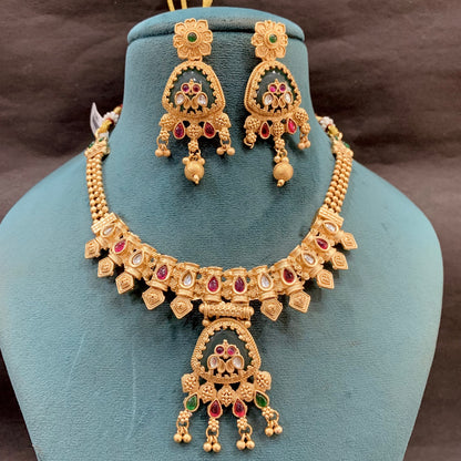 Antique Necklace Set 0850