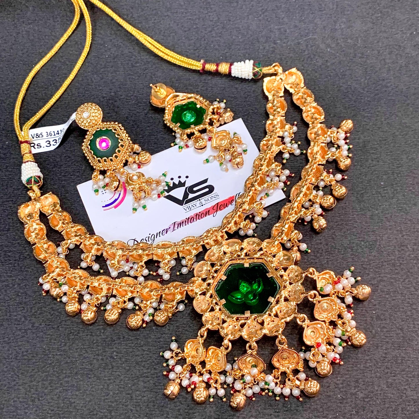 Antique Necklace Set 3466677