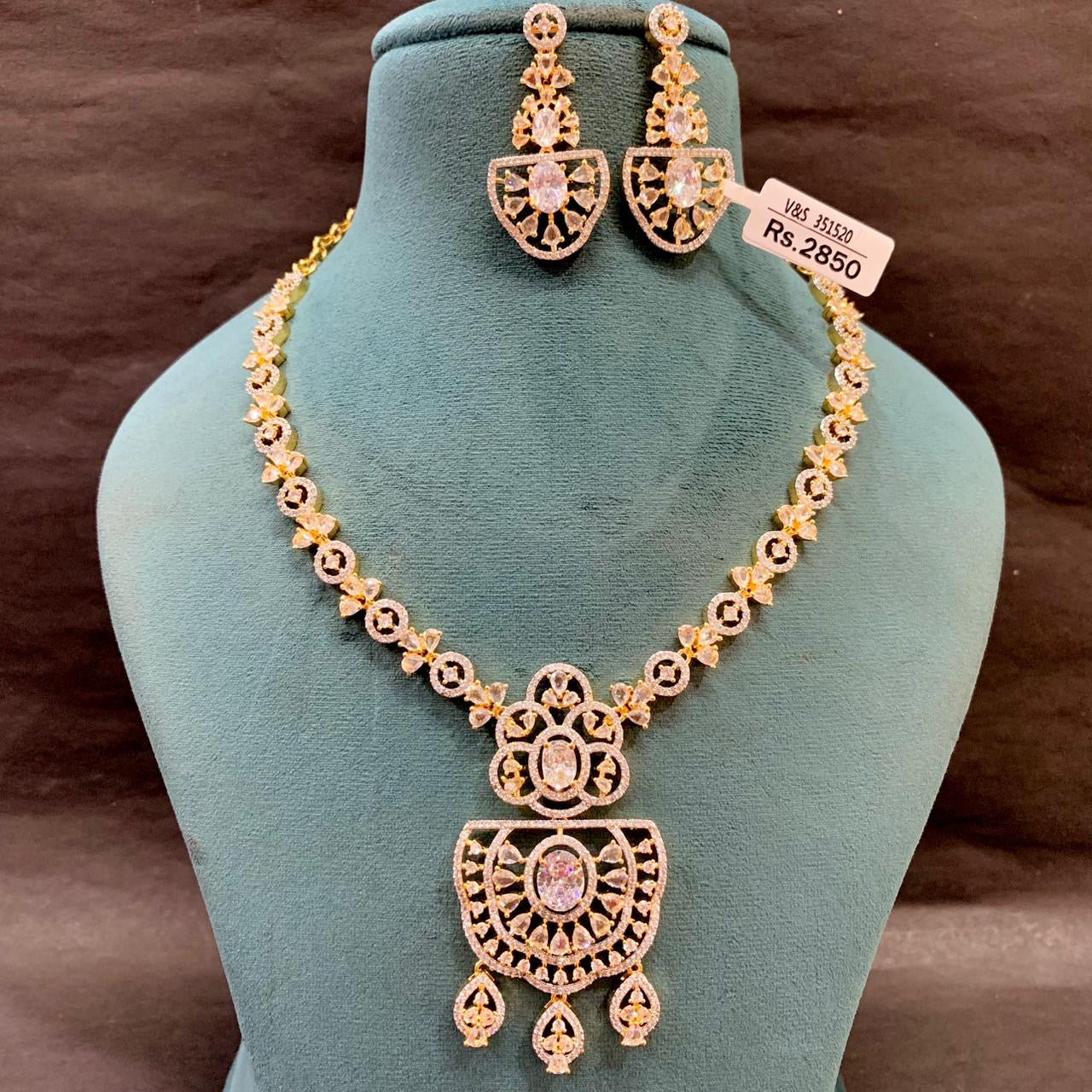 Zircon Necklace Set 3345266