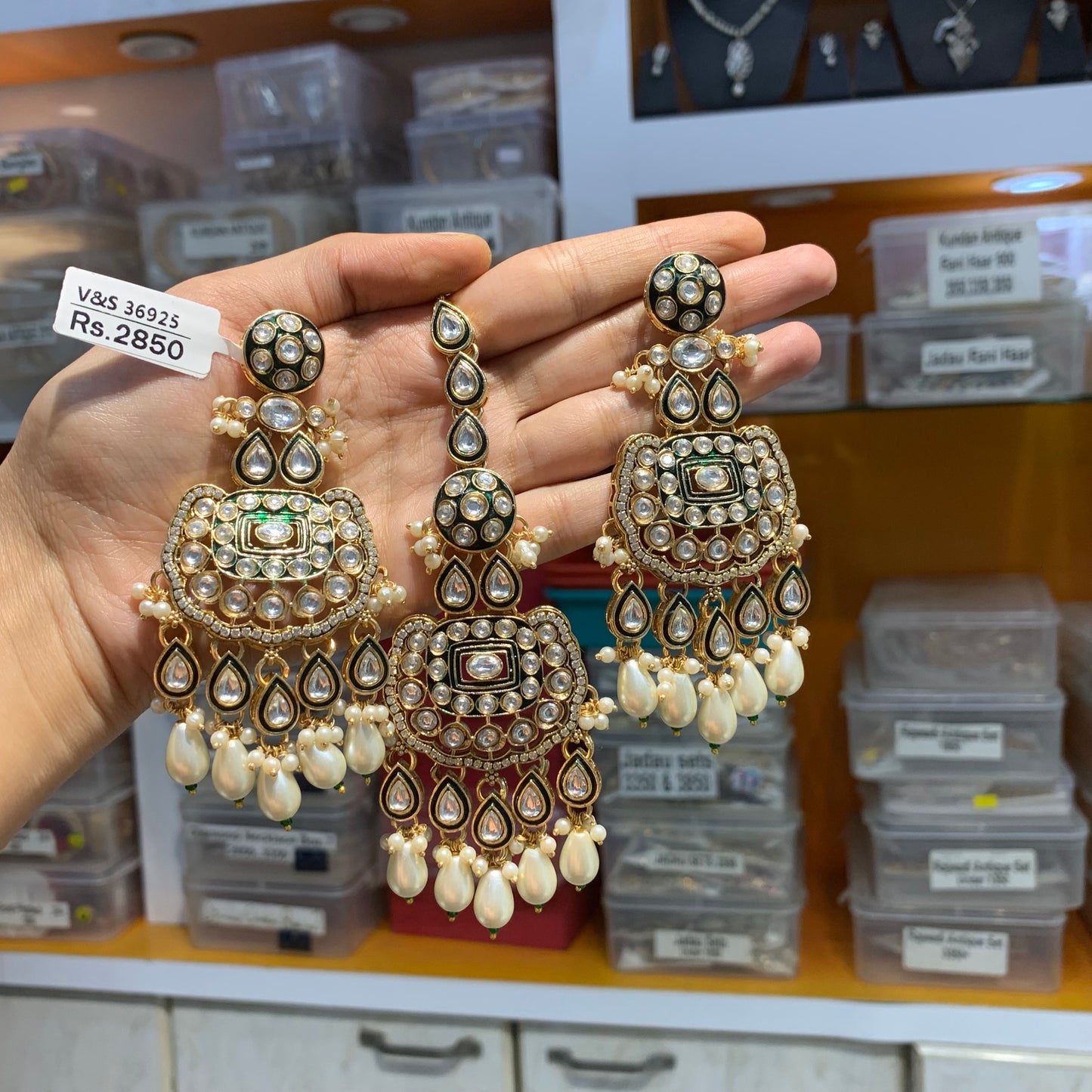 Kundan Earrings 3577677