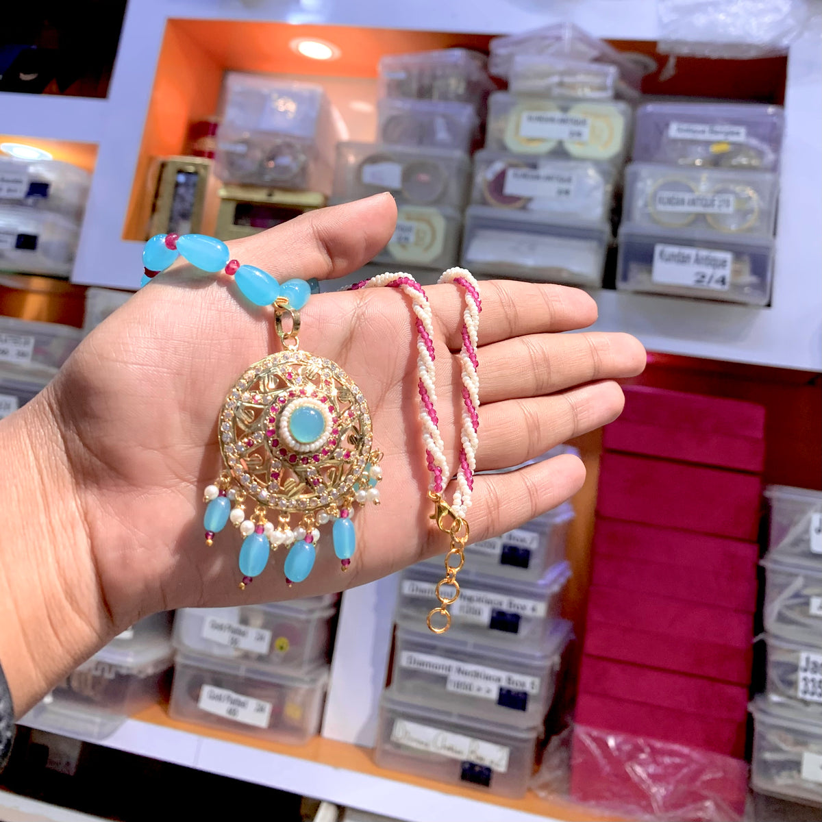 Jadau Pendant Set 45445555