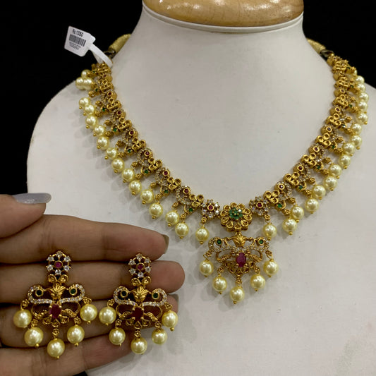 Antique Necklace Sets 46775788