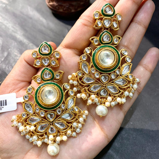 Kundan Earrings 3643565