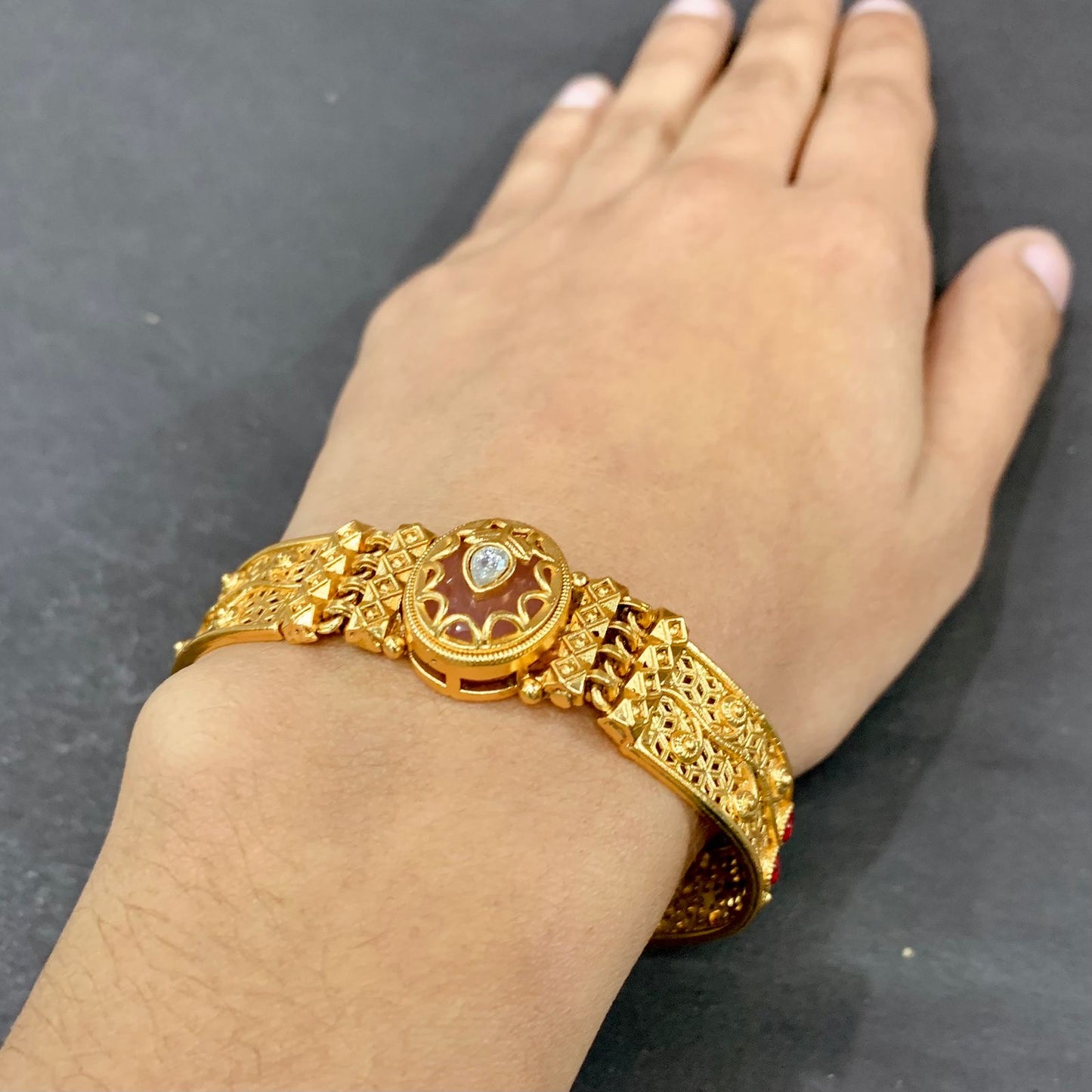 Antique Bracelet 53548322