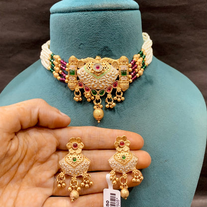 Antique Necklace set 426635