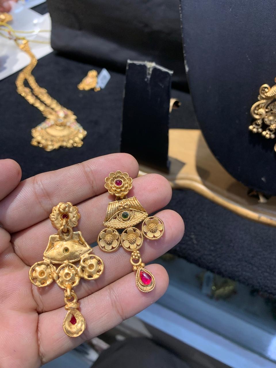 Antique Necklace Set 34567