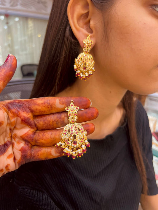 Jadau Earrings 572662