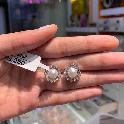 Zircon studs 700394
