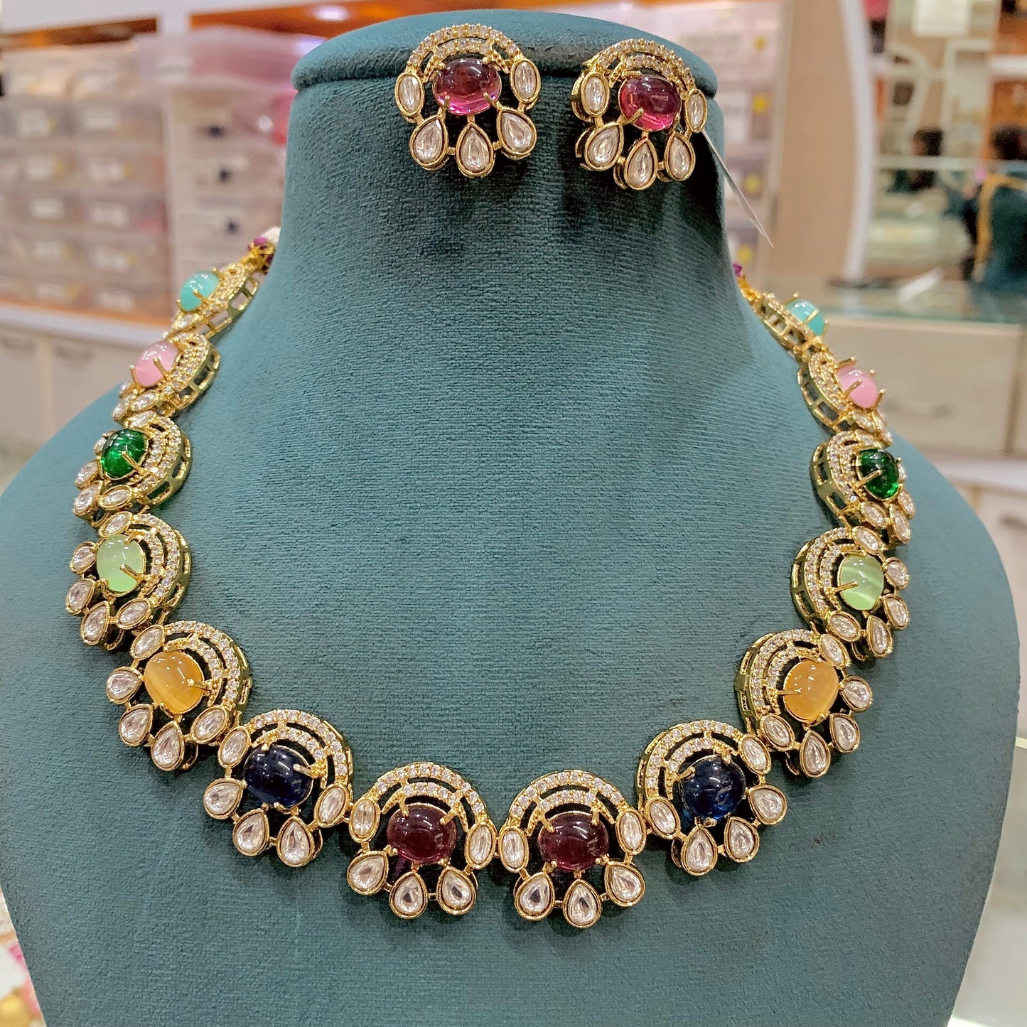 Kundan Necklace set 526726