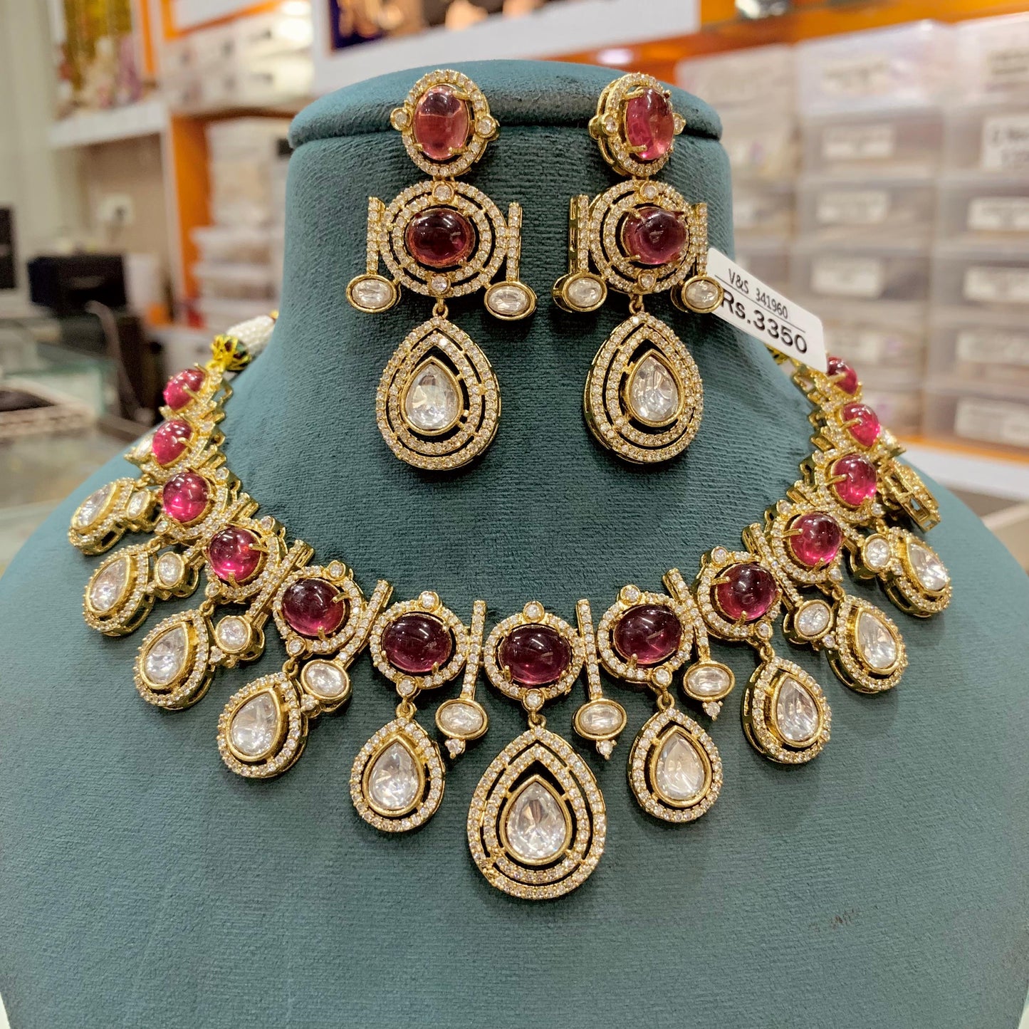 Kundan Necklace Set 83839
