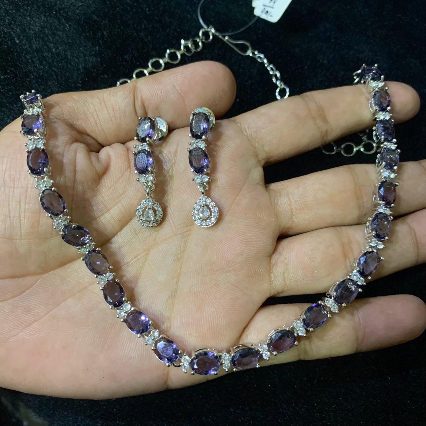 Diamond necklace set 57965447
