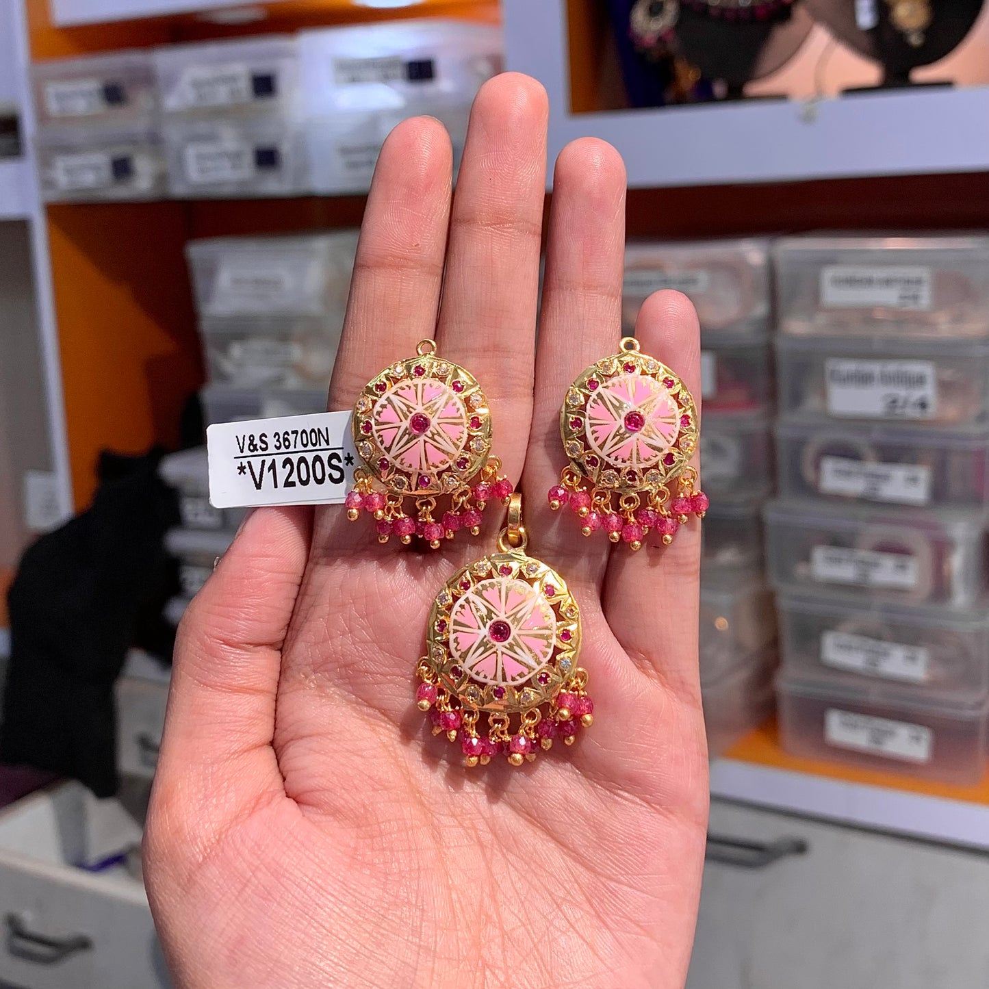 Jadau Pendant Set 44678766