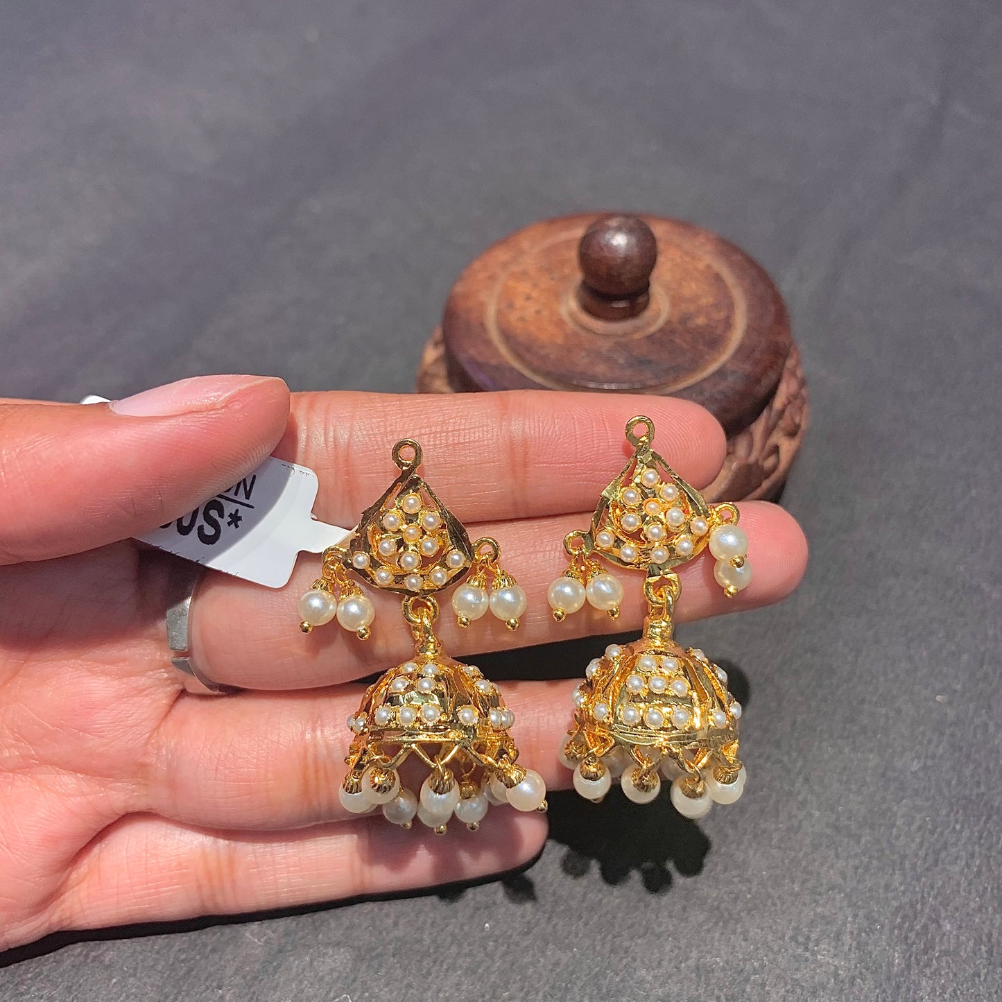 Jadau Earrings 673737