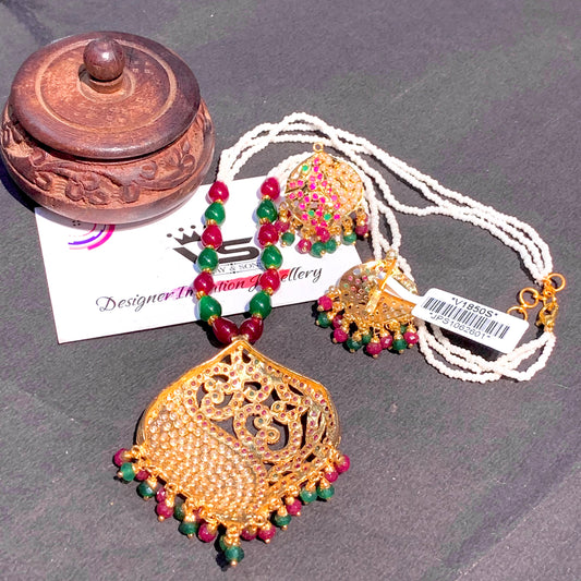Jadau Pendant Set 4546766