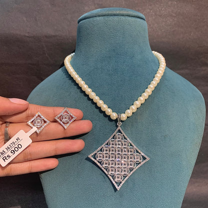 Zircon Pendant set 556778