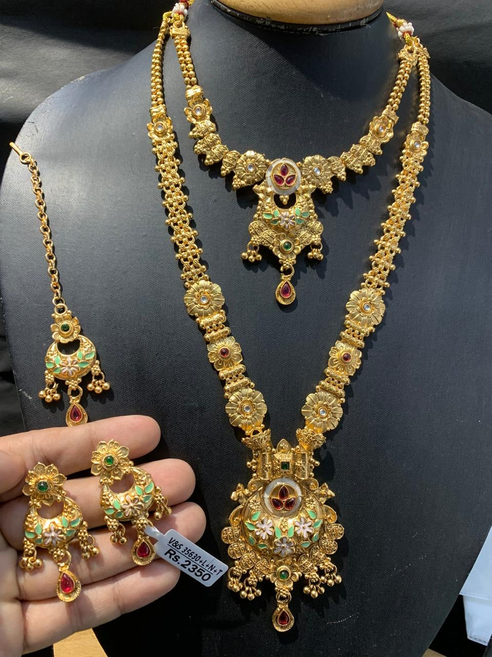 Antique Necklace Set 54637