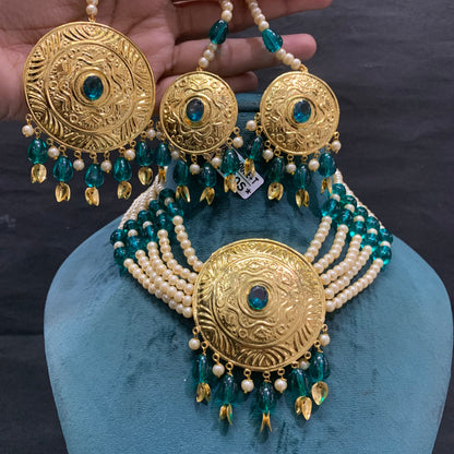 Jadau Naclaces 6424567