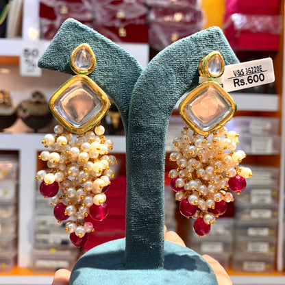 Kundan Earrings 424556