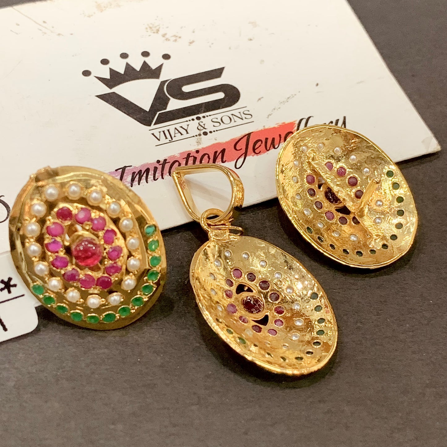 Jadau Pendant Set 3554