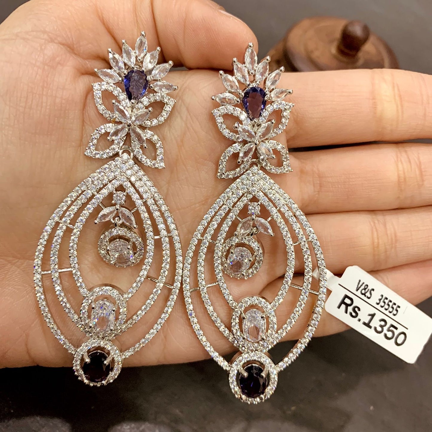 Diamond Earrings 5657276