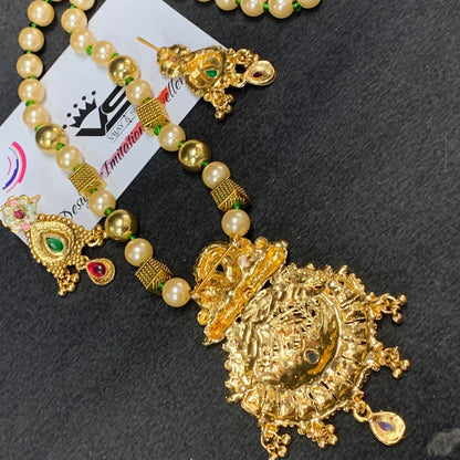 Antique Necklace Set 34526366