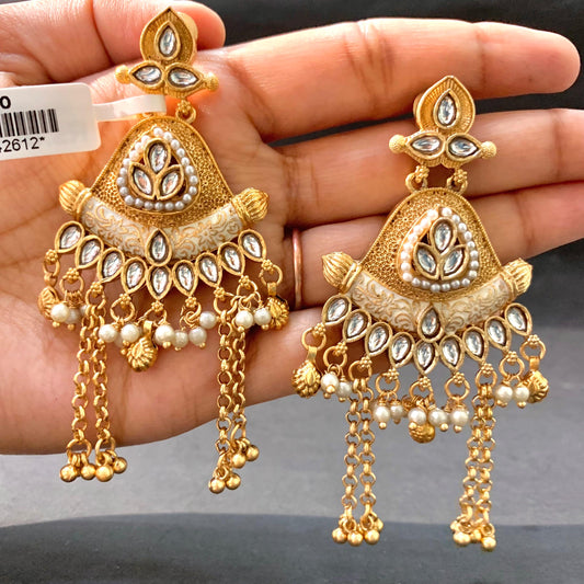 Antique Earrings 433566