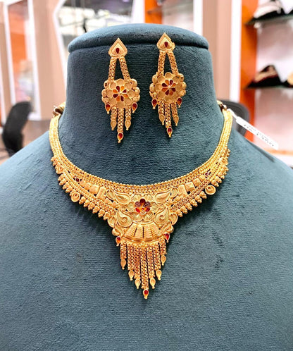 Gold Forming Necklace Set 565345