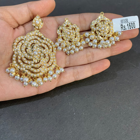 Pearl Pendant Set 357557